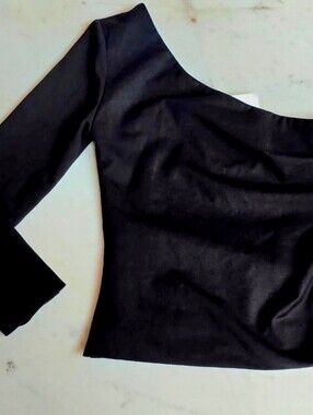 NWT Jet Black Luxe One Sleeve Shoulder Top Size US Medium AUS10